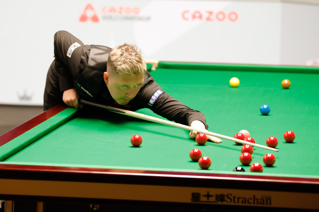 XINGPAI table at an international snooker event